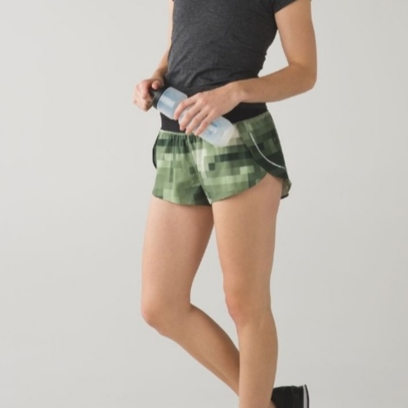 Lululemon Split Second Short II - Picture 2 of 5